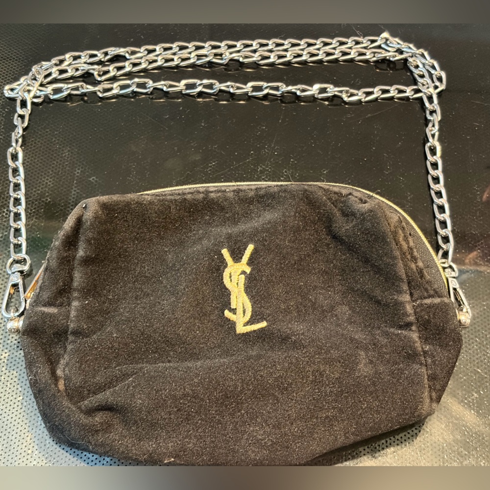 Yves Saint Laurent Black cosmetic Crossbody Bag with chain strap - Picture 2 of 8